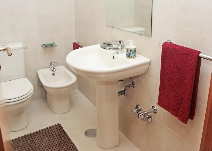 Apartamento Independente Praia & Porto - Limpo E Seguro Apartment *